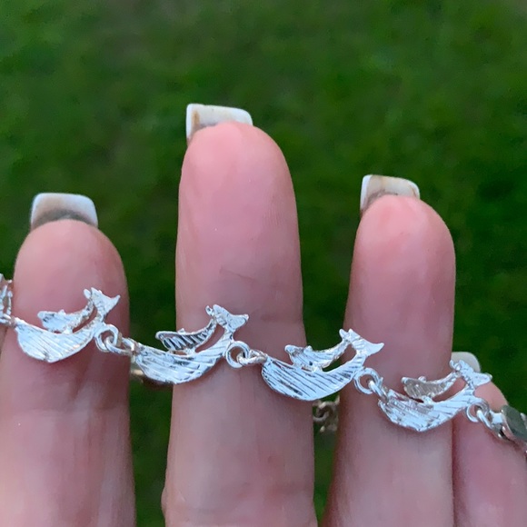 Vintage Sterling Silver Double Dolphin Bracelet - Picture 9 of 17
